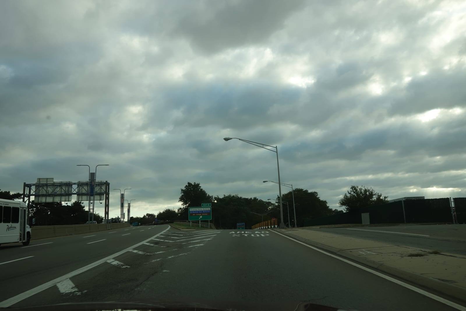 Exiting the southbound Van Wyck Expressway into JFK Airport, signed for Federal Circle